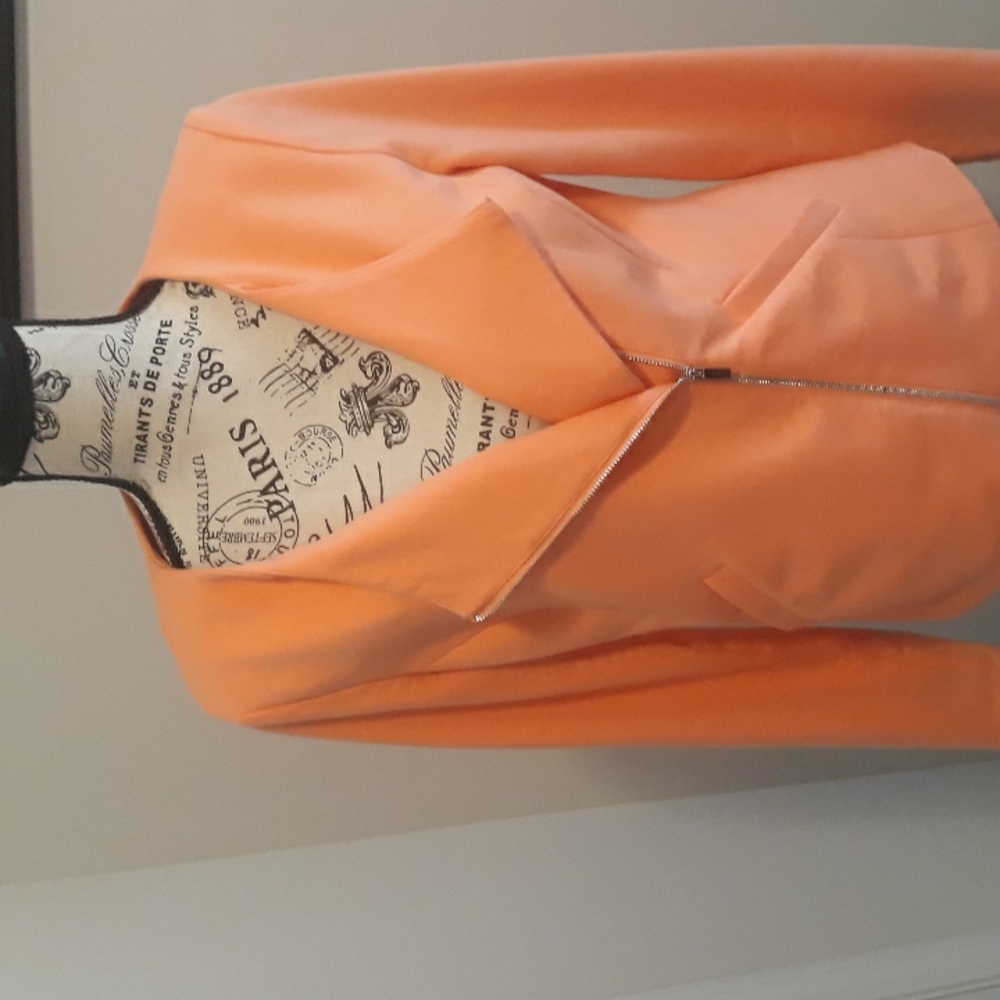 Trendy peach jacket
